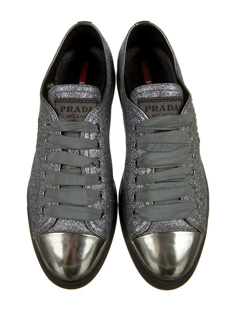 prada square toe tennis shoes